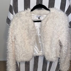 ***SOLD*** Fashion Nova - White Furry Crop Jacket